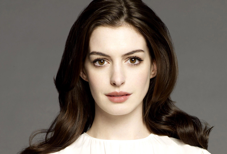 Anne Hathaway